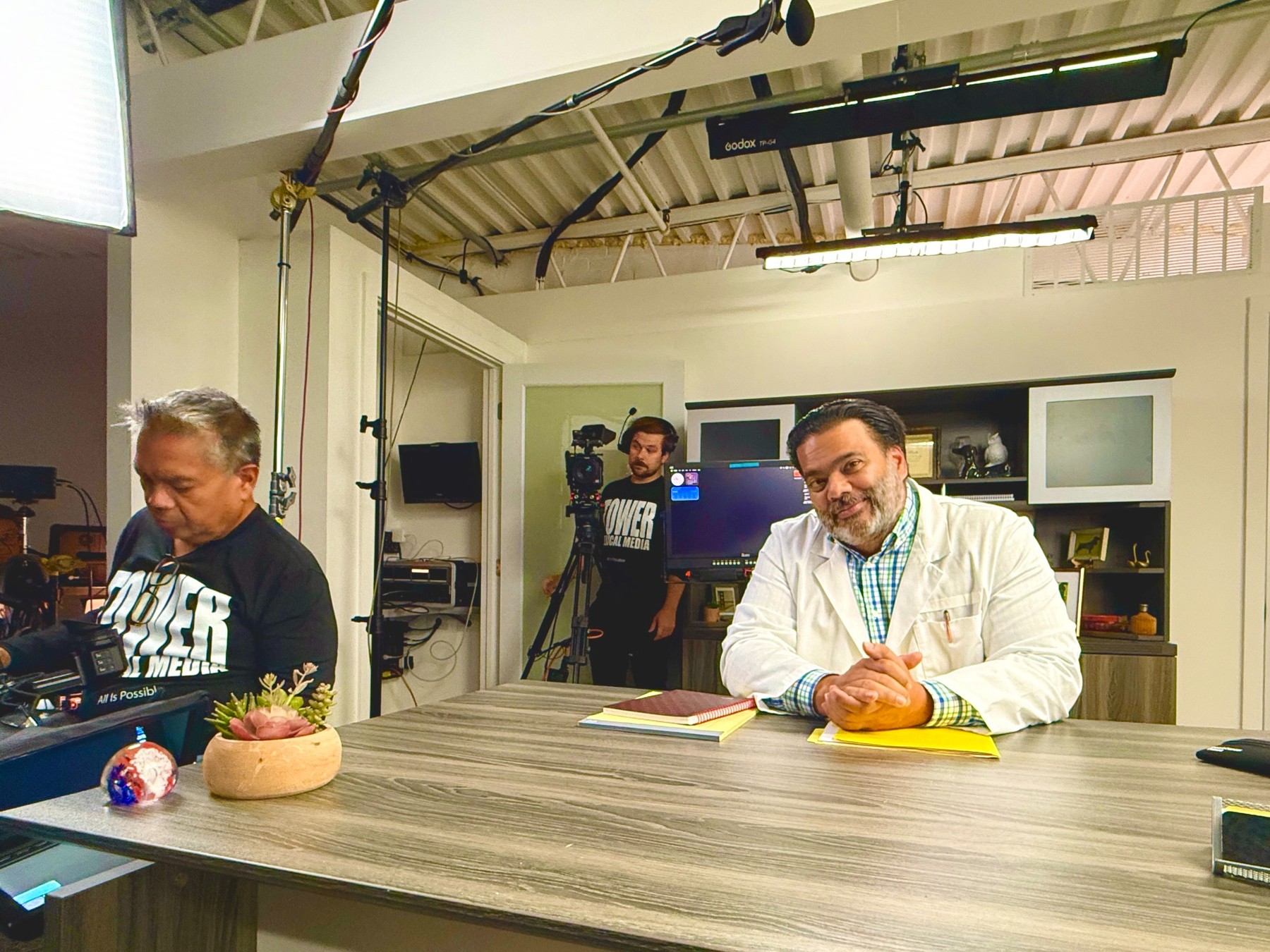 Behind the scenes of a physician scene