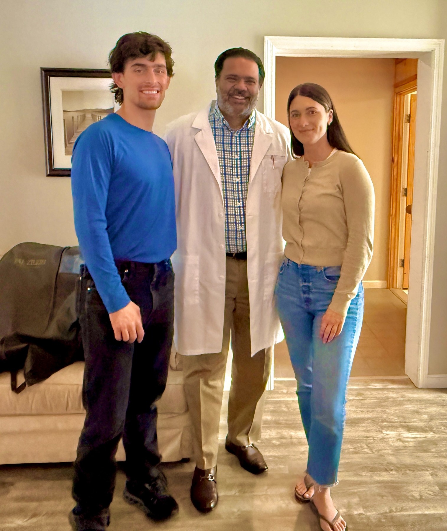 Sunil with fellow performers